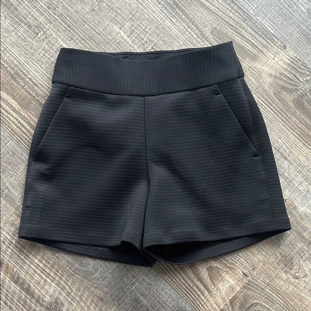 Women's Black High-Waisted Shorts Lululemon